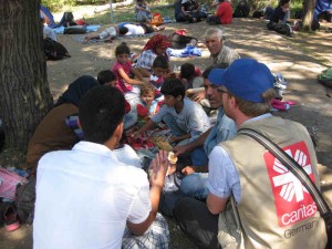 CAMPANYES D'AJUDA HUMANITÀRIA